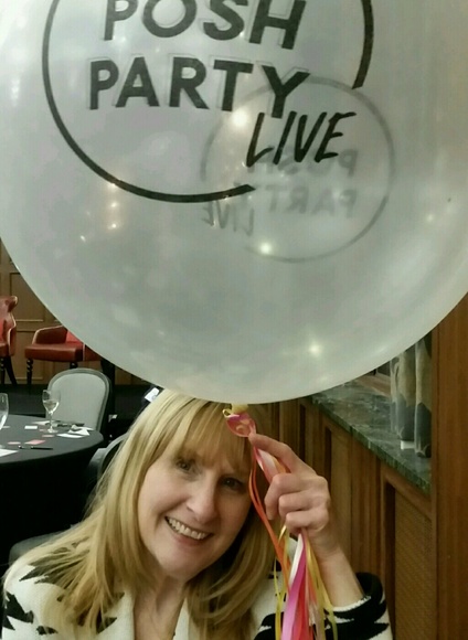 Meet your Posher, Carrie - Picture 2 of 2